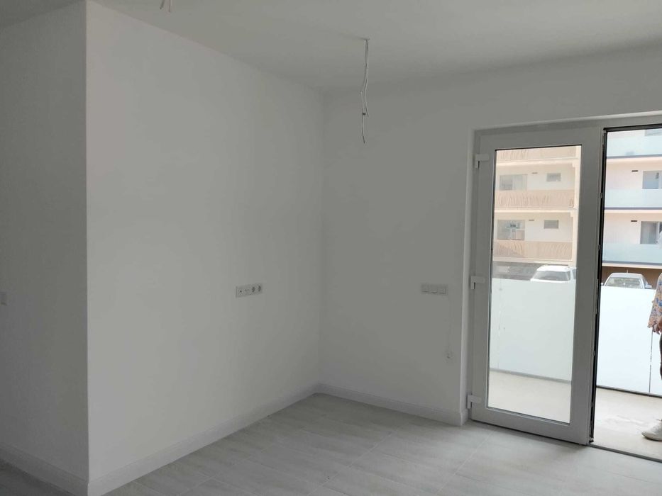 Spațiu comercial modern