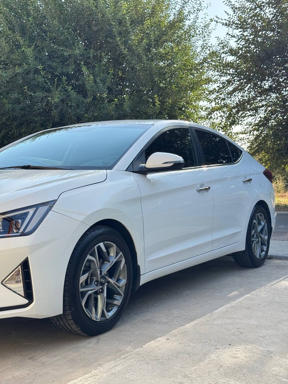 Xunday elantra ful