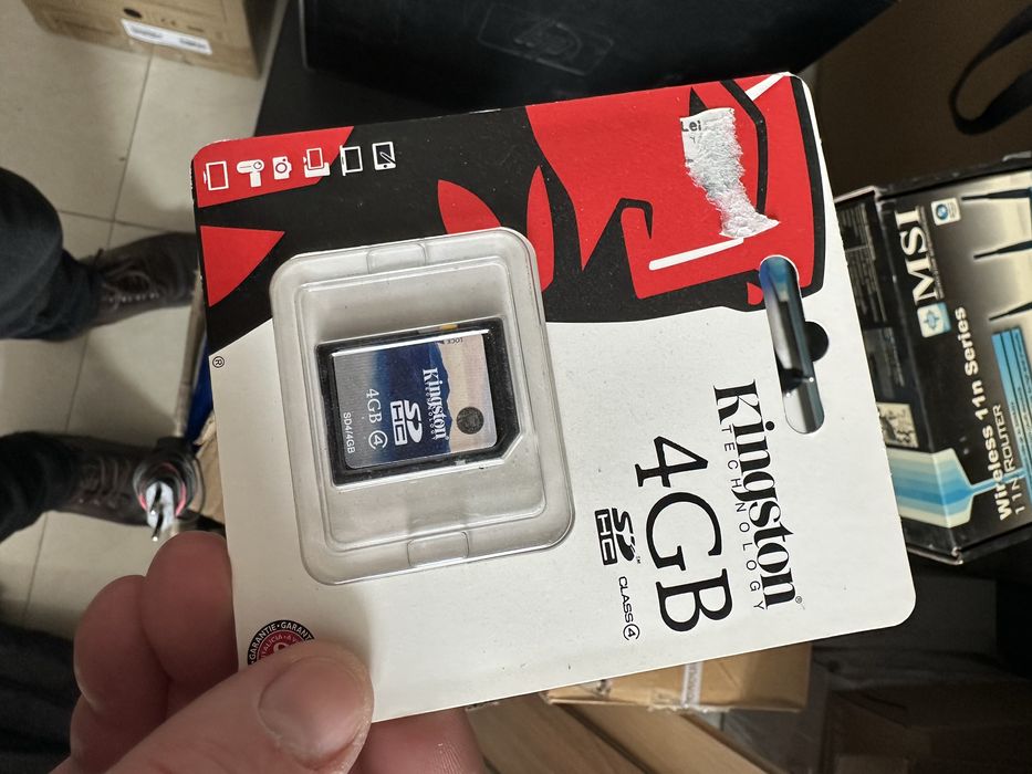 Carduri SD kingston 4 gb