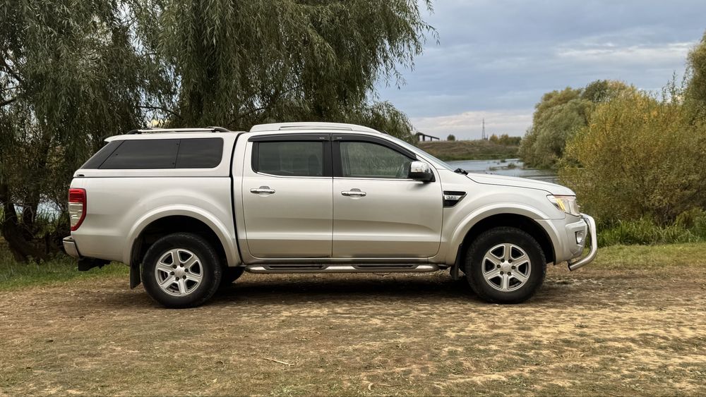 Ford ranger limited 3.2 manual
