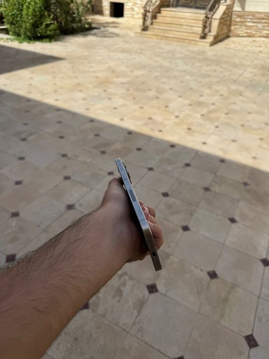 iPhone 15 pro max 1 TB память идеал