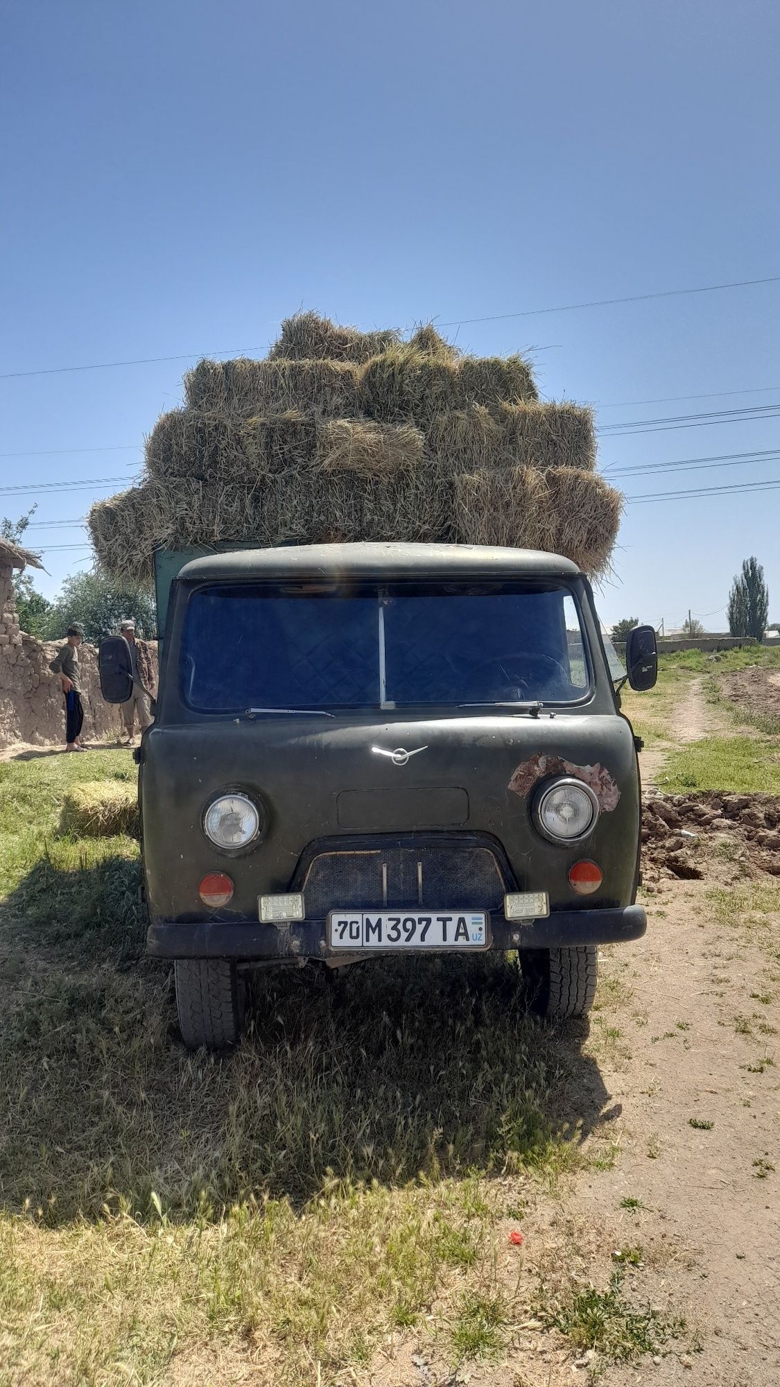 Uaz sotiladi mart oyi mator qilingan   moshinga garantiya