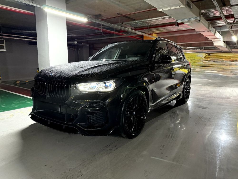Продается BMW X5 M50i
