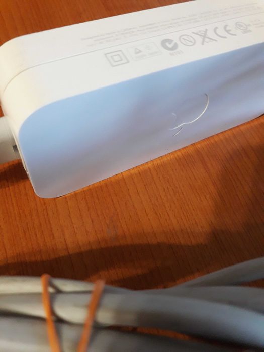 Alimentator APPLE original model 1202, 12V-1,8A
