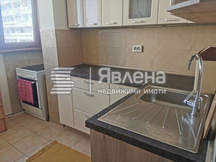Дава се под наем Двустаен апартамент в Бургас, Лазур - 67 кв.м за 500 € - Снимка #4