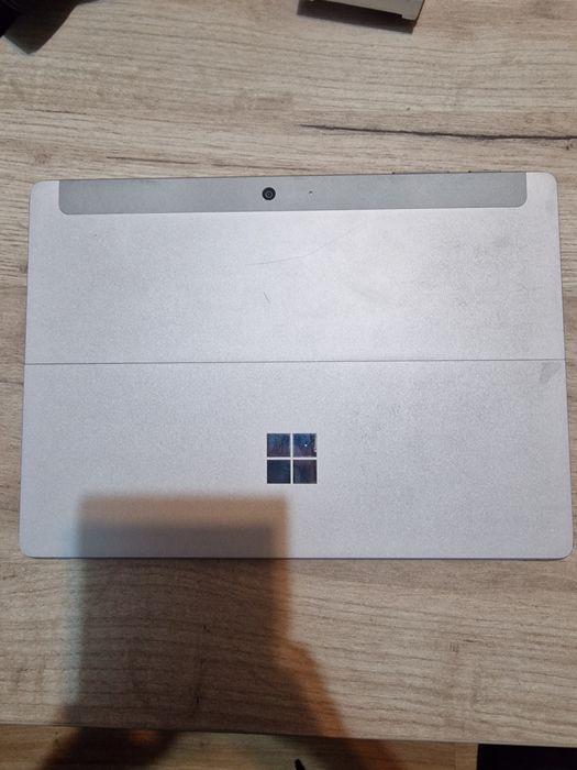 Tableta Surface Go 8gb RAM