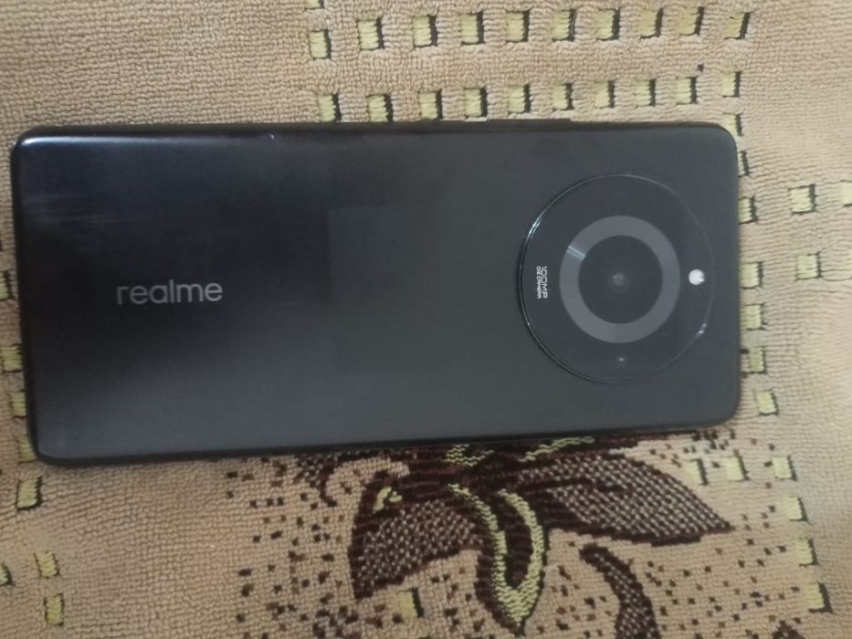 Продам или обменяю  realme 11 pro