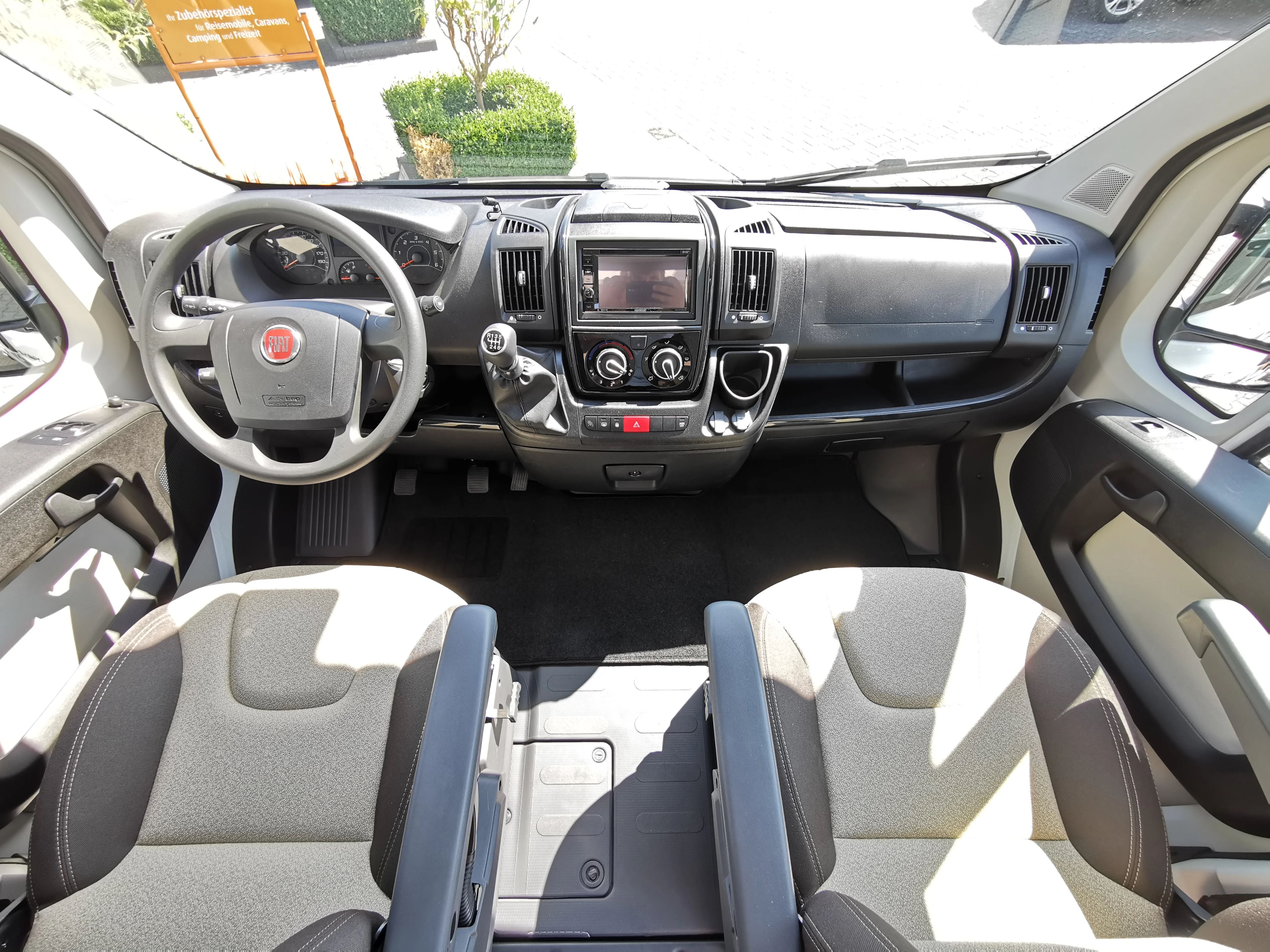 Vanzare Autorulote X-VAN 105, 2024, Nou, 0 Km, 4 LOCURI, FIAT