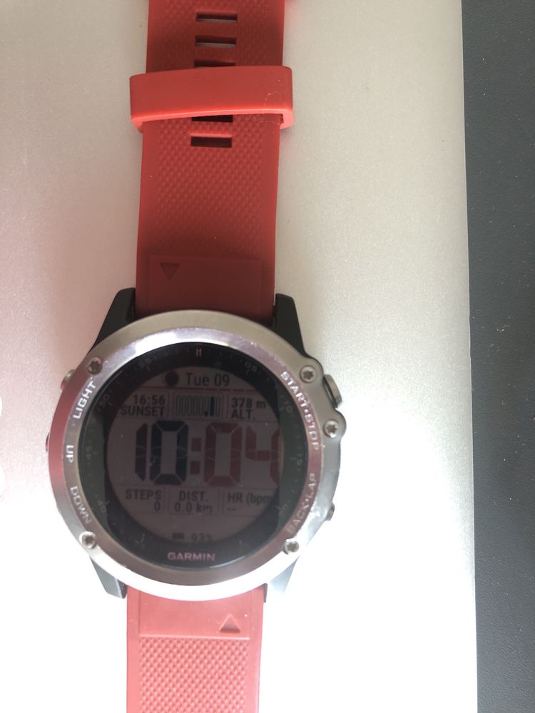 Vand sau schimb.Garmin fenix 3 hr