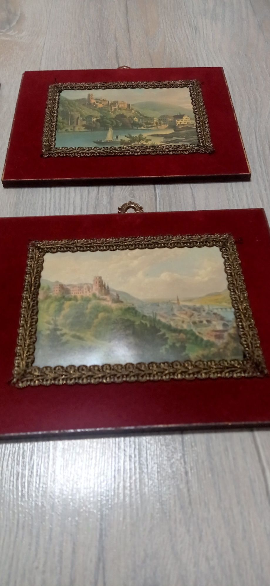 4 tablouri vechi cu agatatoare Brev Vcr Italy