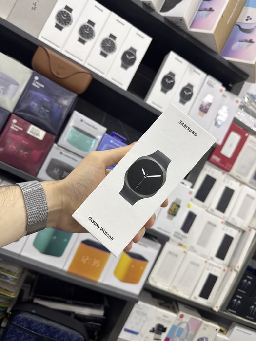 Сасмсунг ватч 8 /44 мм спорт блак и силвер свет есть