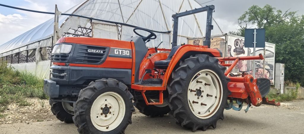 Tractor japonez Kubota GT30