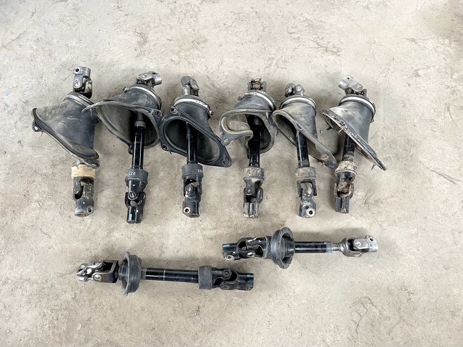 Рулевая крестовина (кардан) на Camry 30 40 45 Камри 35 45 30