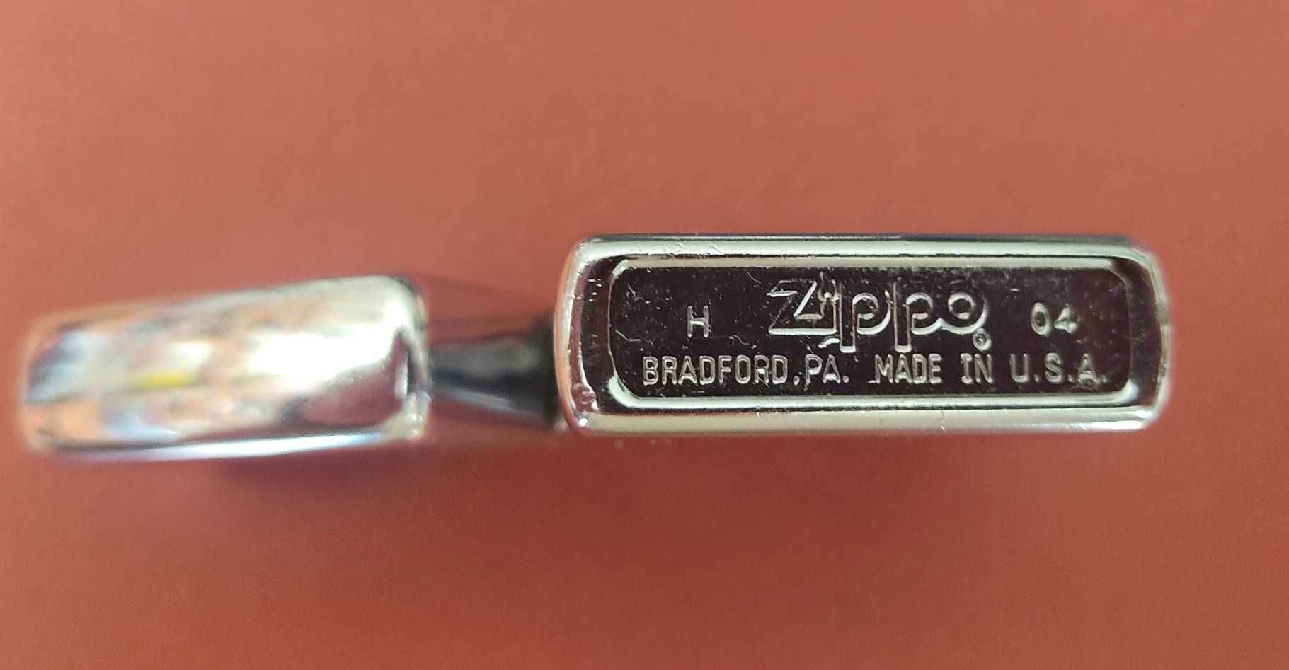 Оригинална запалка ZIPPO от 2004 г., мн. запазена