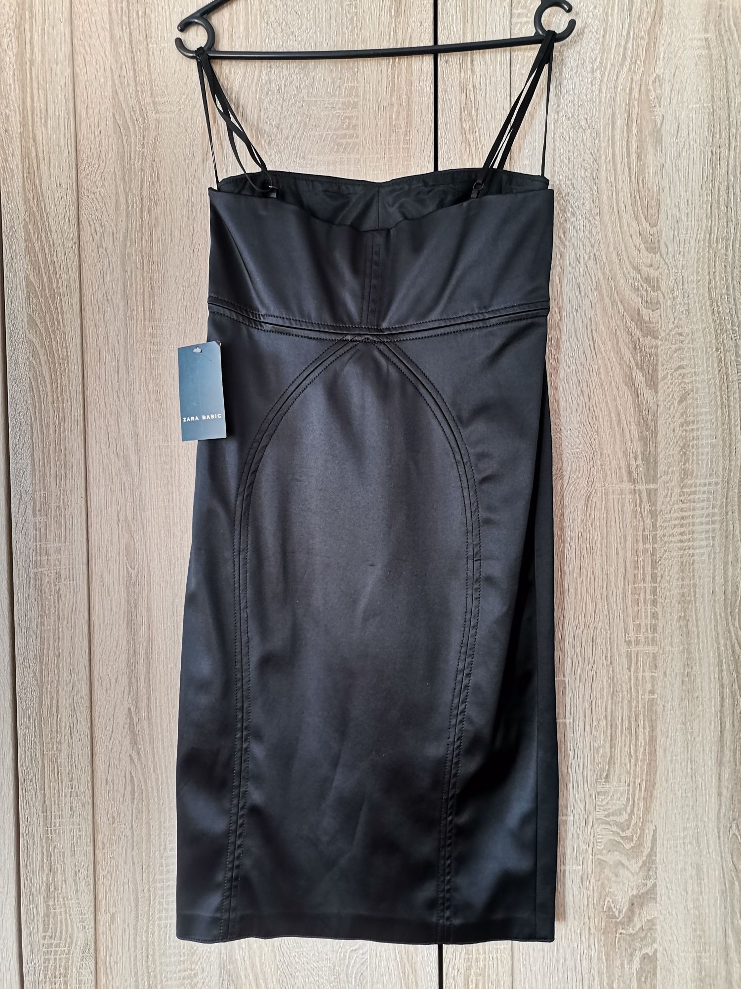 Rochie neagra pt evenimente