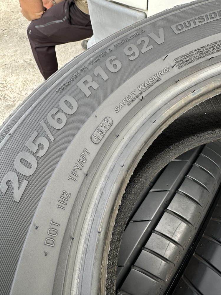 205/60/16 Kumho dot22