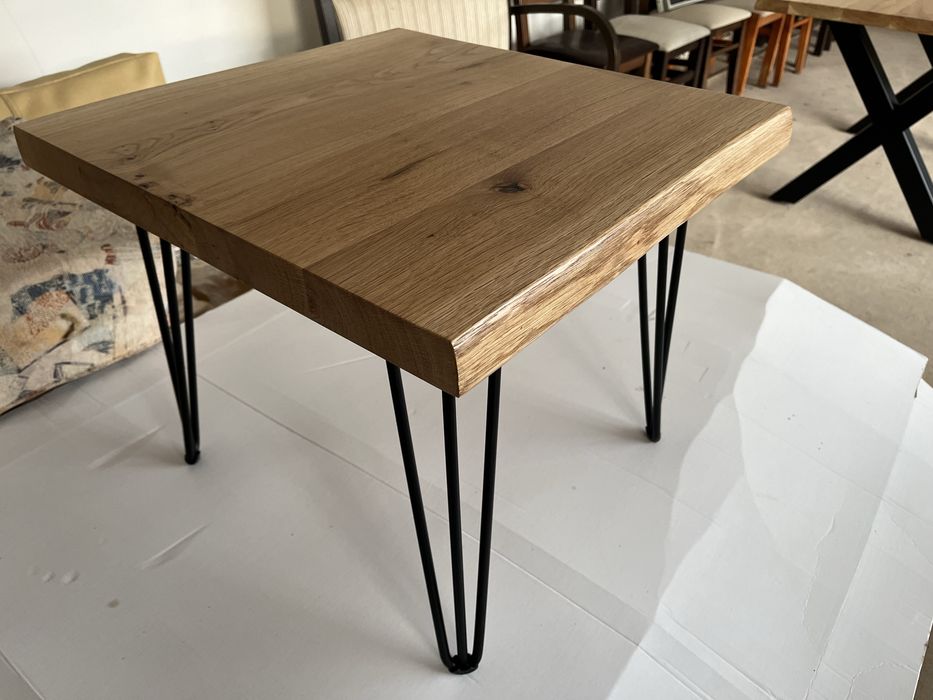 Маса за кафе от масивен дъб