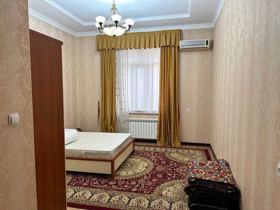 Сдается шикарный Евродом на улице Новомосковская / id888 /