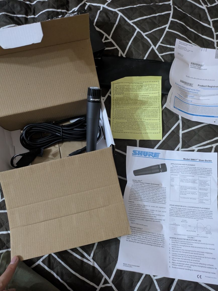 Микрофон Shure sm57