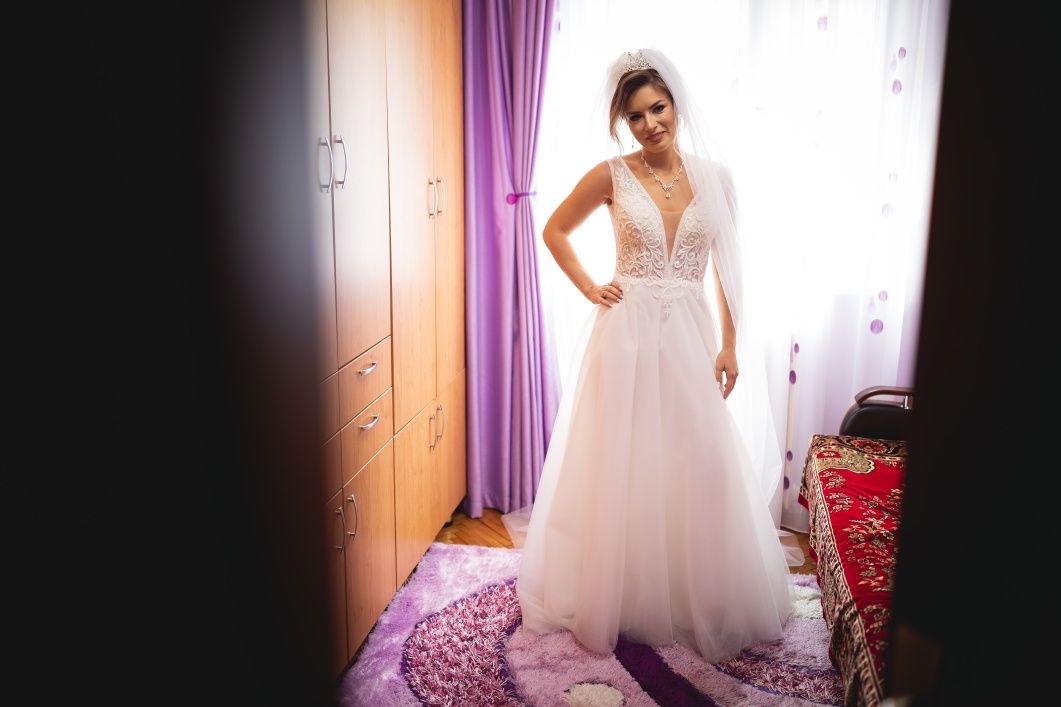 Vand rochie de mireasa