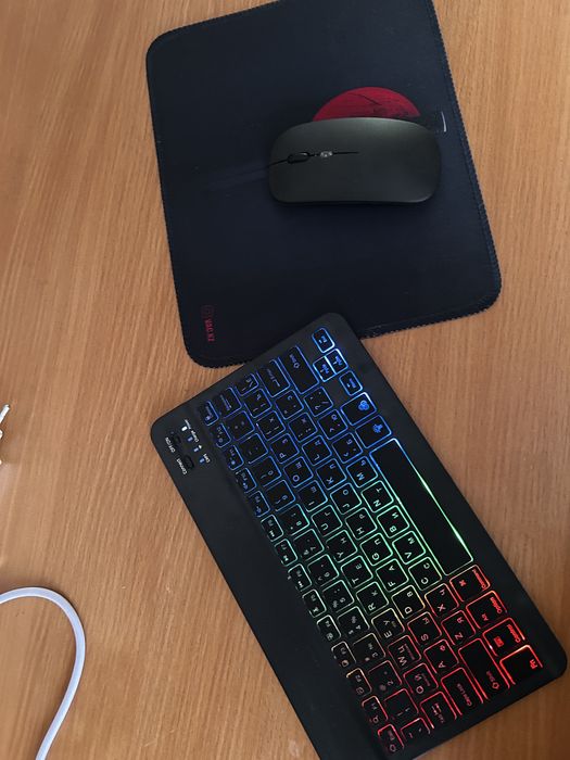 Кловиятура Bluetooth Keyboard