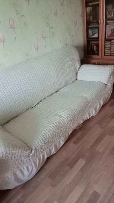 Диван трехместный и двухместный