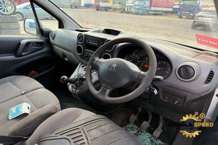 Bara fata Peugeot Partner 2 [facelift] [2012 - 2020]