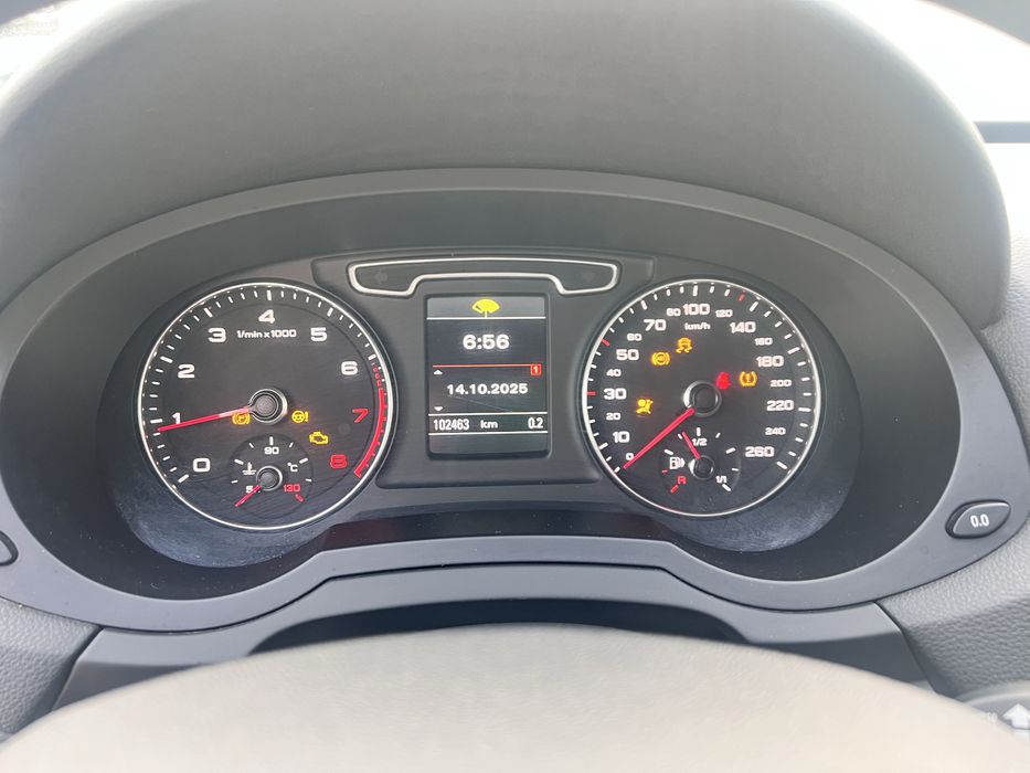 Audi Q3  2014 avariat