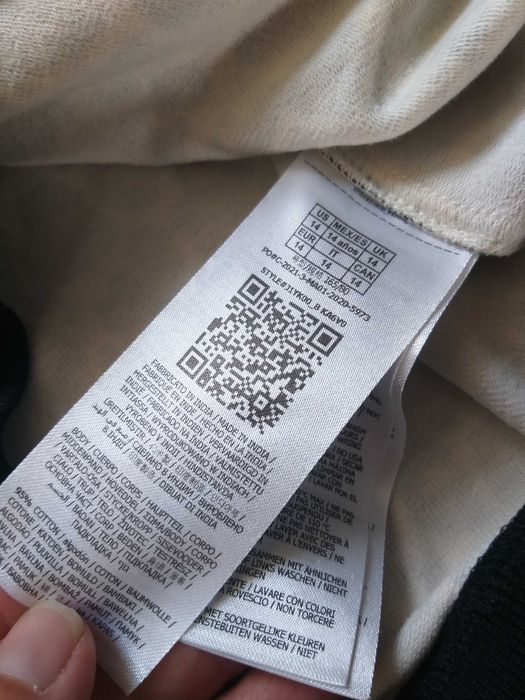 Guess - страхотна юношеска рокля