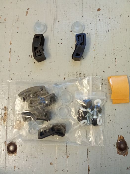 Set 30 buc cleme deflector universale capotă mașină