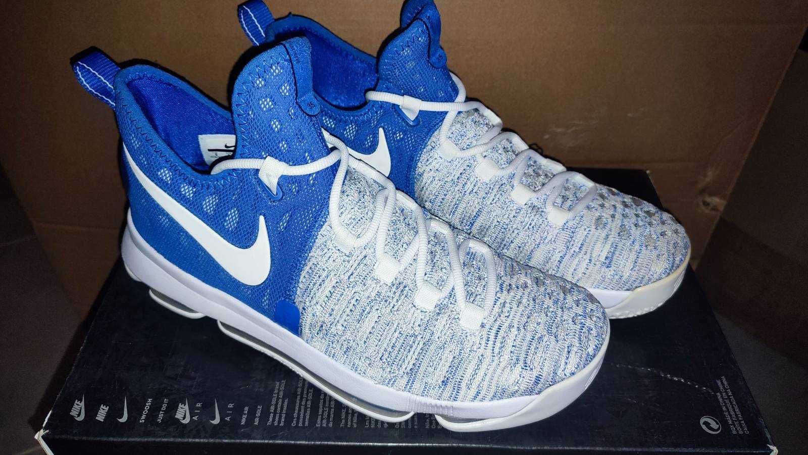 Оригинални маратонки с лек дефект * NIKE ZOOM KEVIN DURANT 9 * EU42.5