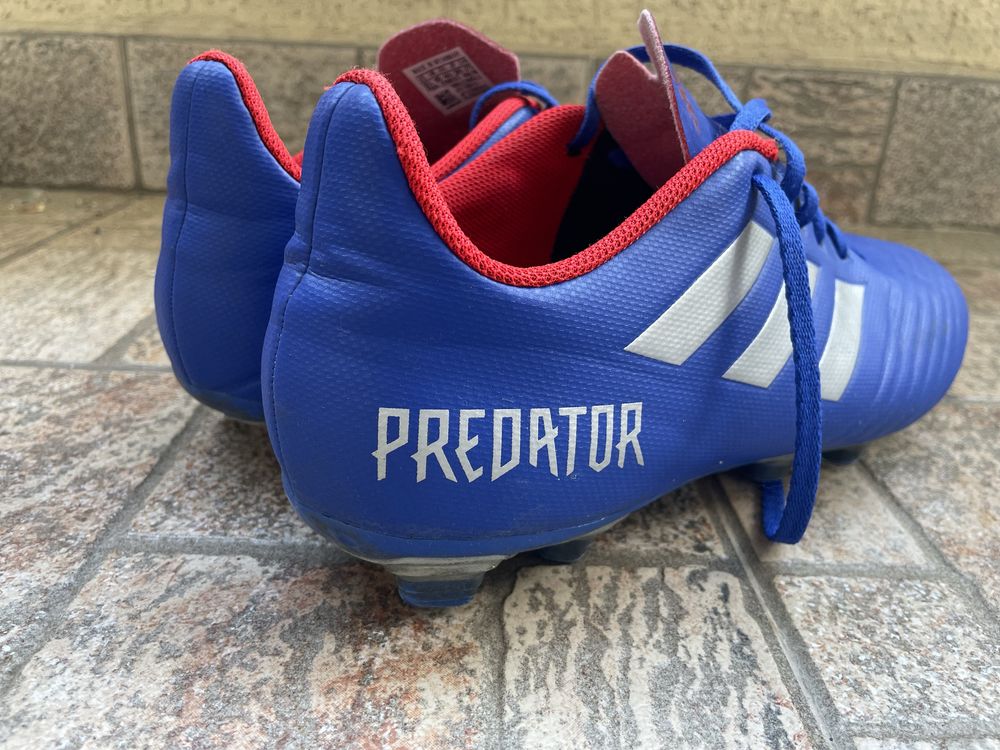 Бутонки Adidas Predator