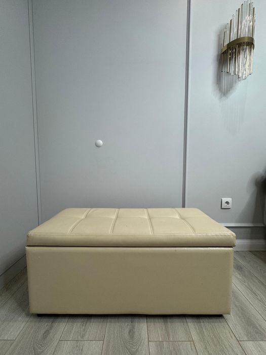 Продам пуфик в хорошем состоянии