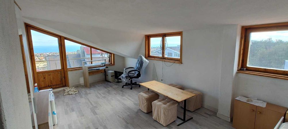 Продавам къща, Варна Виница