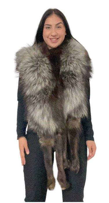 STIL SI ELEGANTA! Capa tip sal / blana naturala de  vulpe argintie.