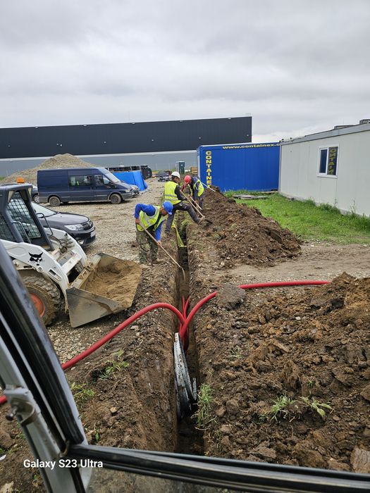 Inchiriez mini excavator  si bobcat