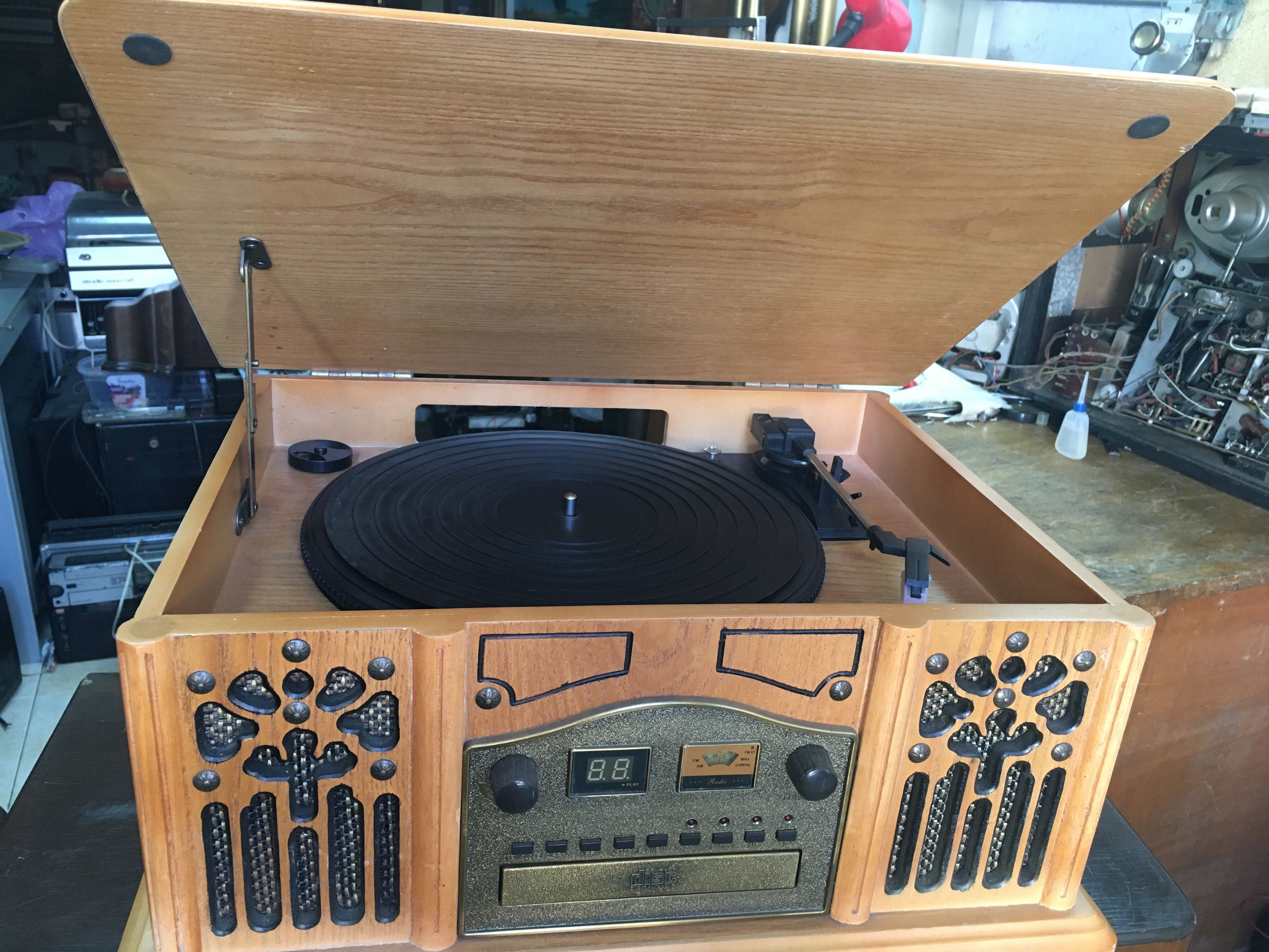 Грамофон радио касетофон