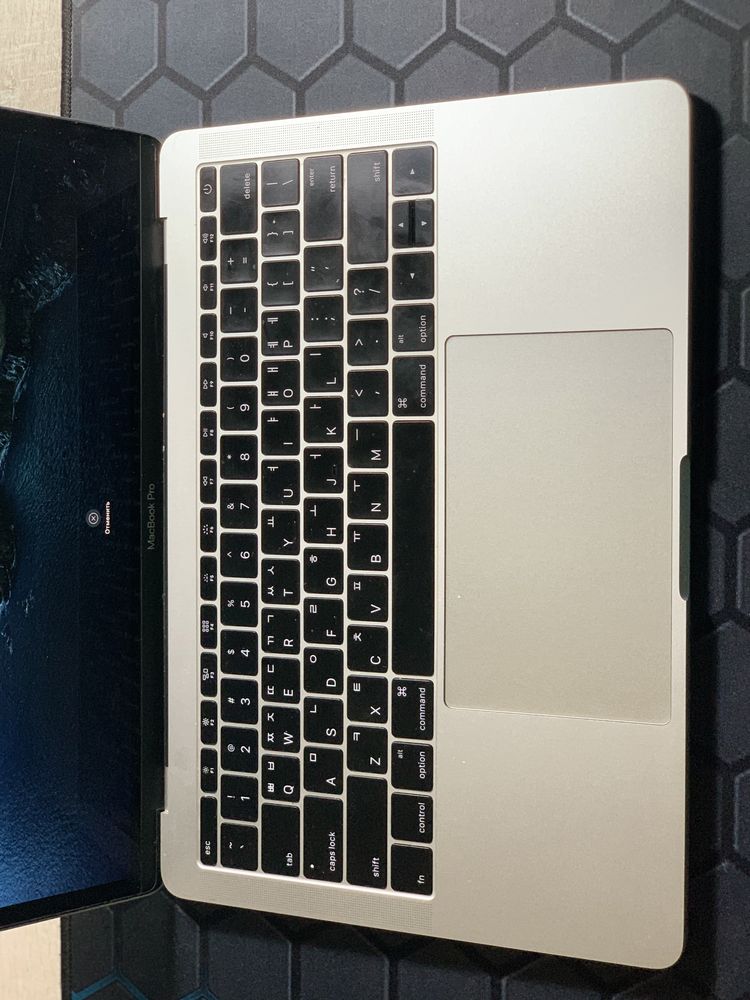 Macbook Pro 2016 с гарантом