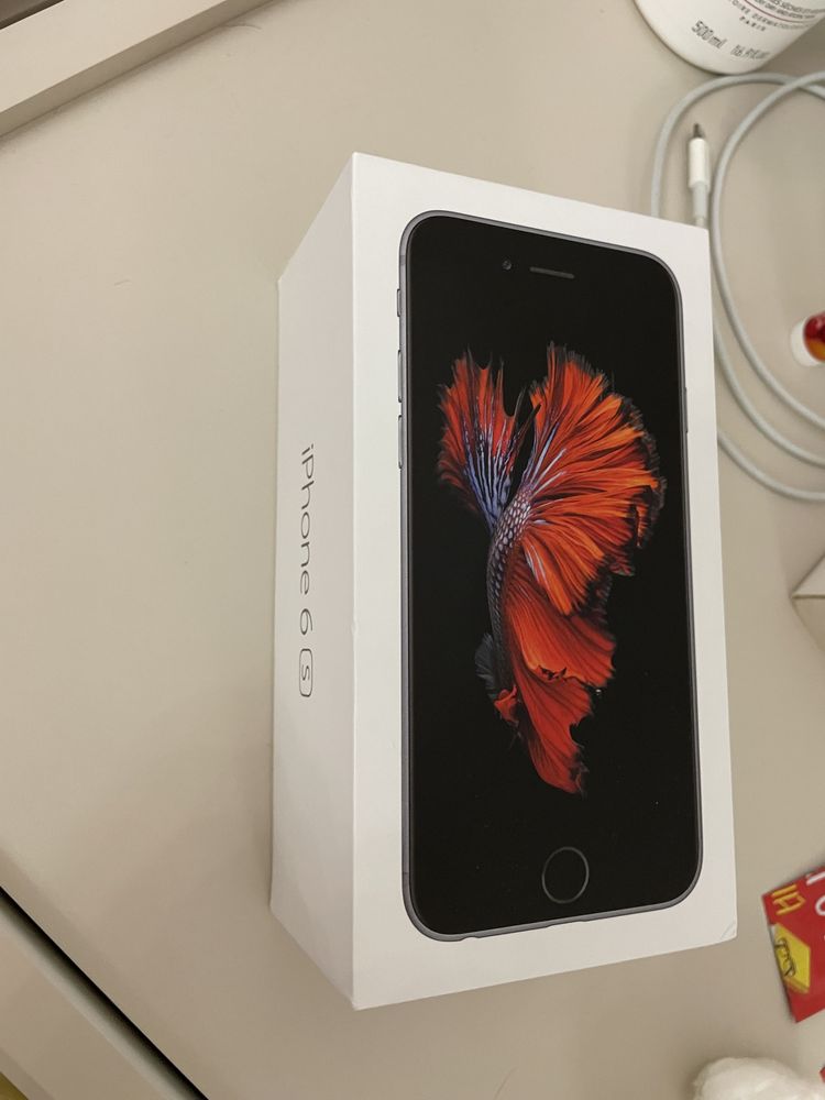 iPhone 6S продается