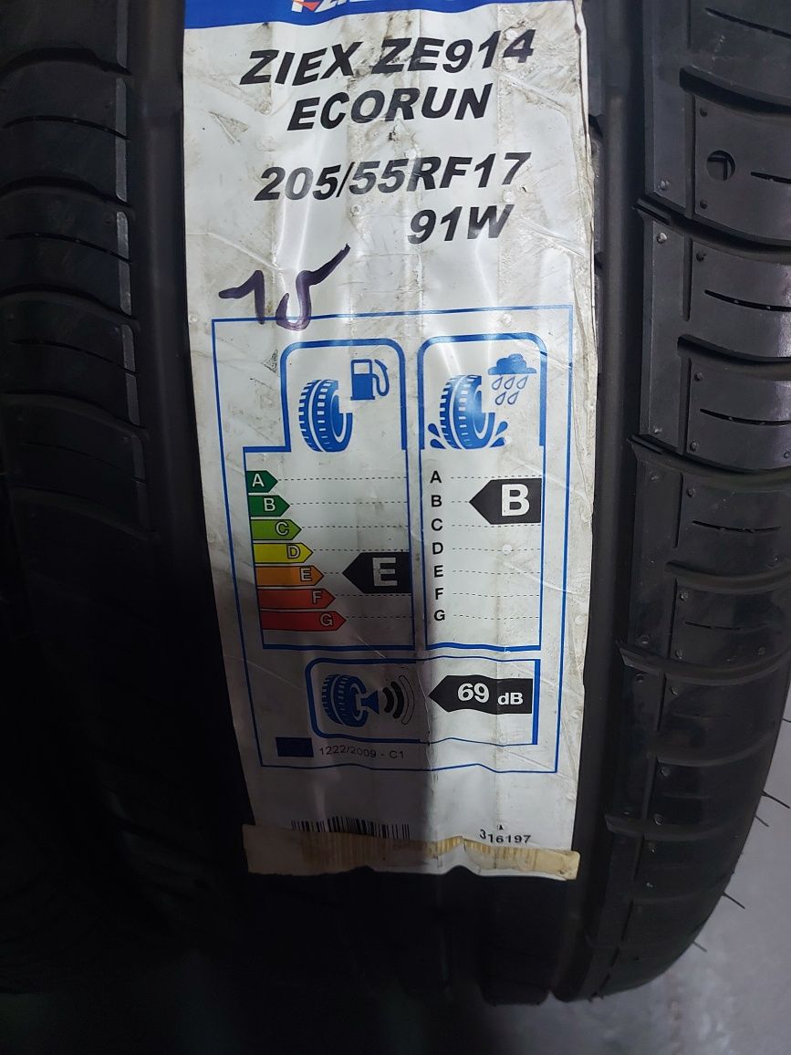 205/55R17 Falken нови RUNLAT