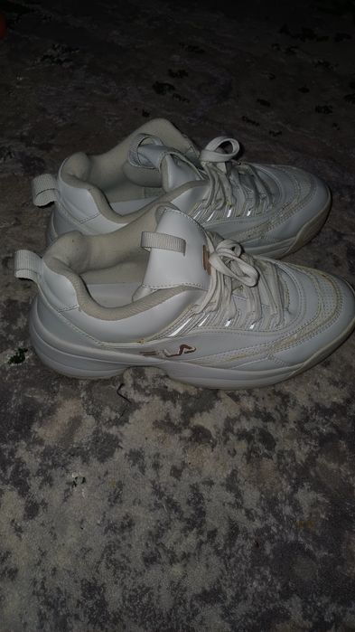 Adidasi FILA marimea 40