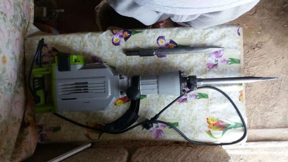 Аренда отбойный молоток,отбойник,генератор,сваркы в Атырау!!!