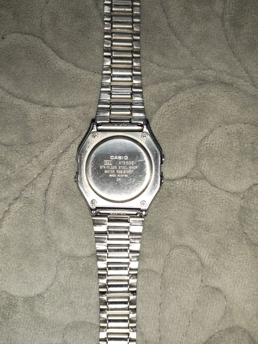 Часы японские наручные