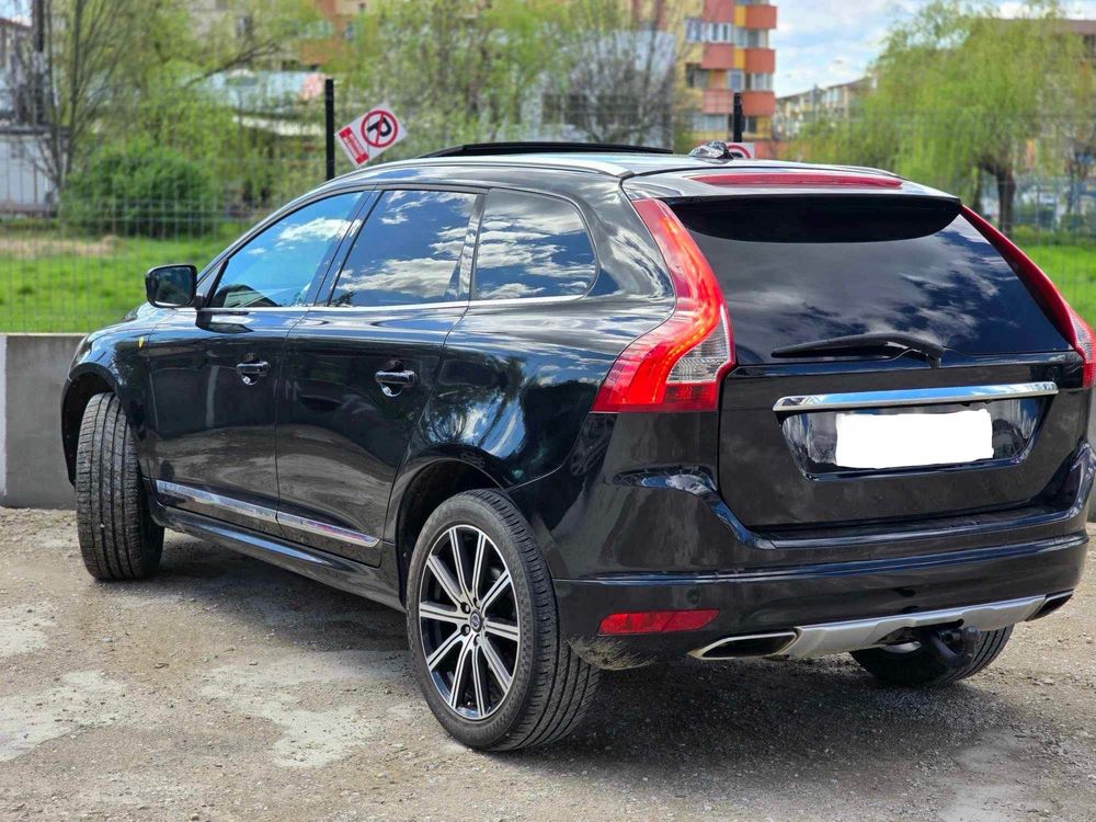 Volvo XC60 2.4 D5 215CP AWD