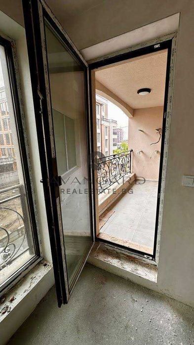 Продава се Двустаен апартамент в Пловдив, Христо Смирненски - 73 кв.м за 891 €/кв.м - Снимка #2