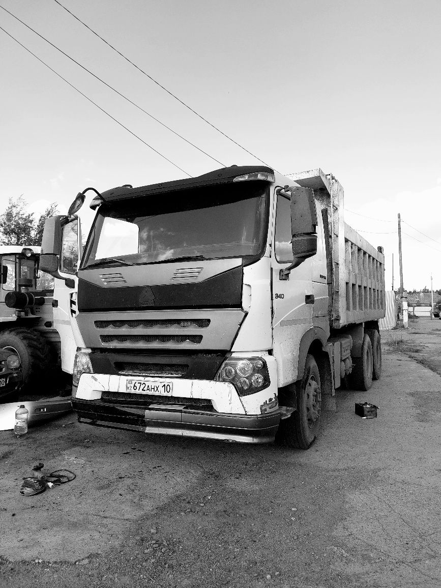 Продам грузовик HOWO A 7