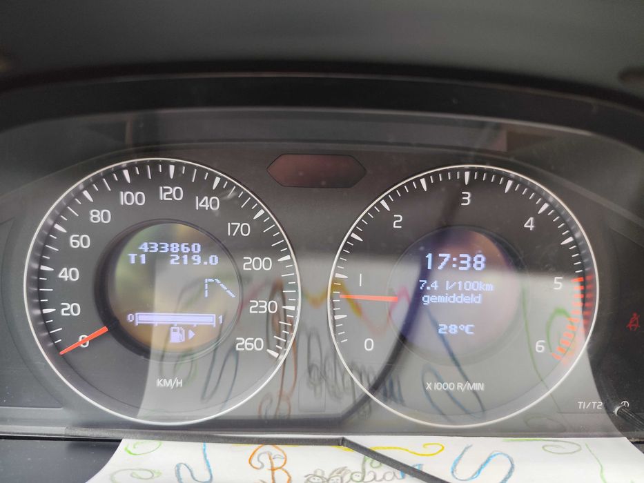 Volvo XC60 2.4 d5 185 cp