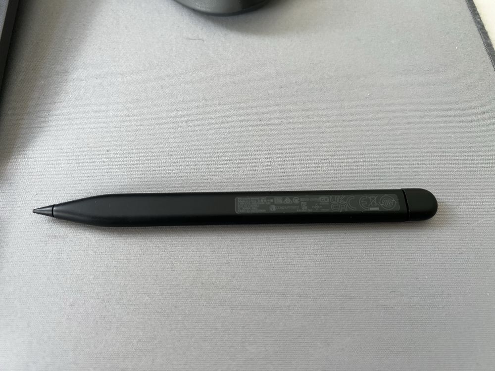 Чисто нова Microsoft Surface Slim Pen2