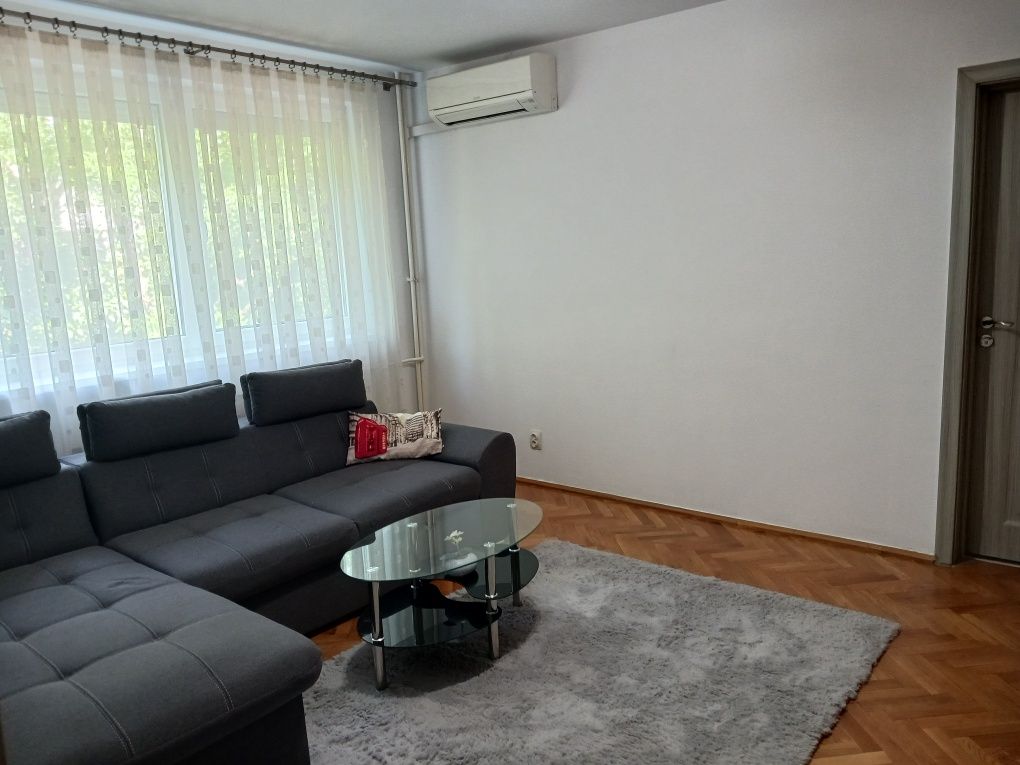 Persona fizica inchiriez apartament 2 camere, 50 mp, Aluminei
