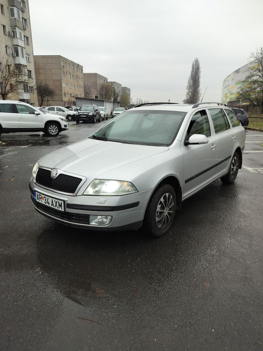 Vând Skoda Octavia 2